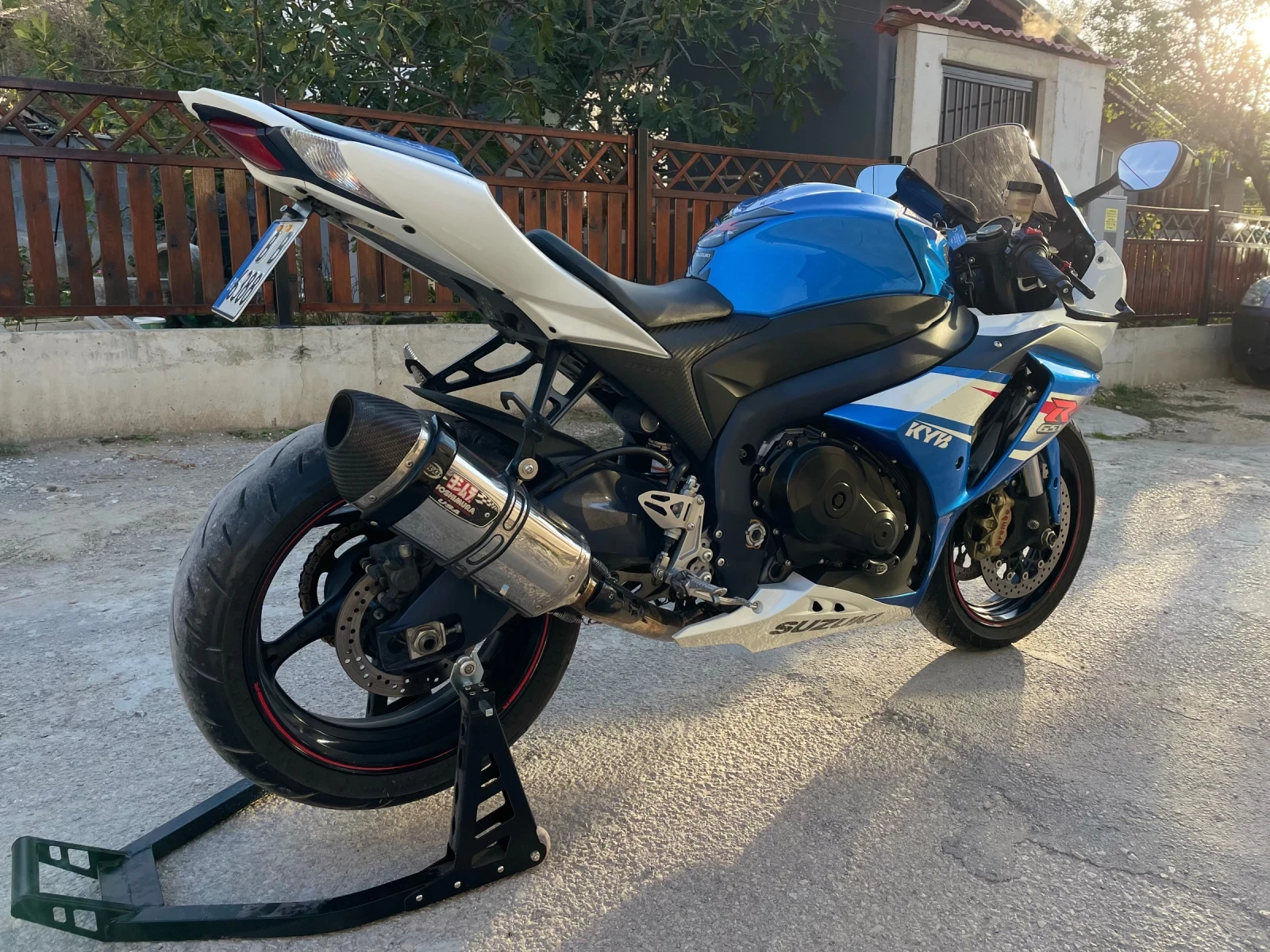 Suzuki Gsxr L2 1000 - изображение 7