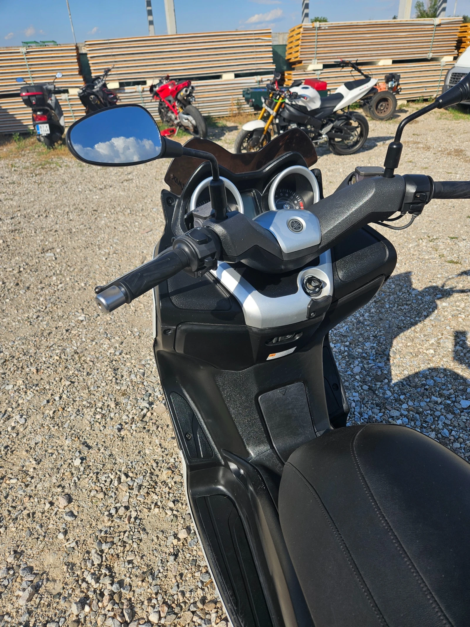 Yamaha X-max Лизинг Бартер - изображение 9