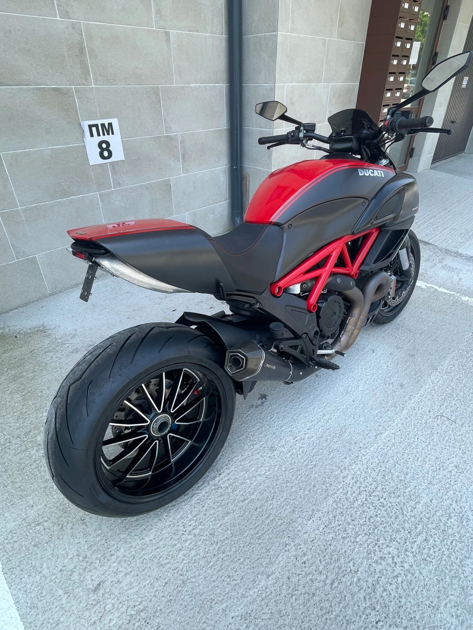 Ducati Diavel 18000km, снимка 3 - Мотоциклети и мототехника - 54800926