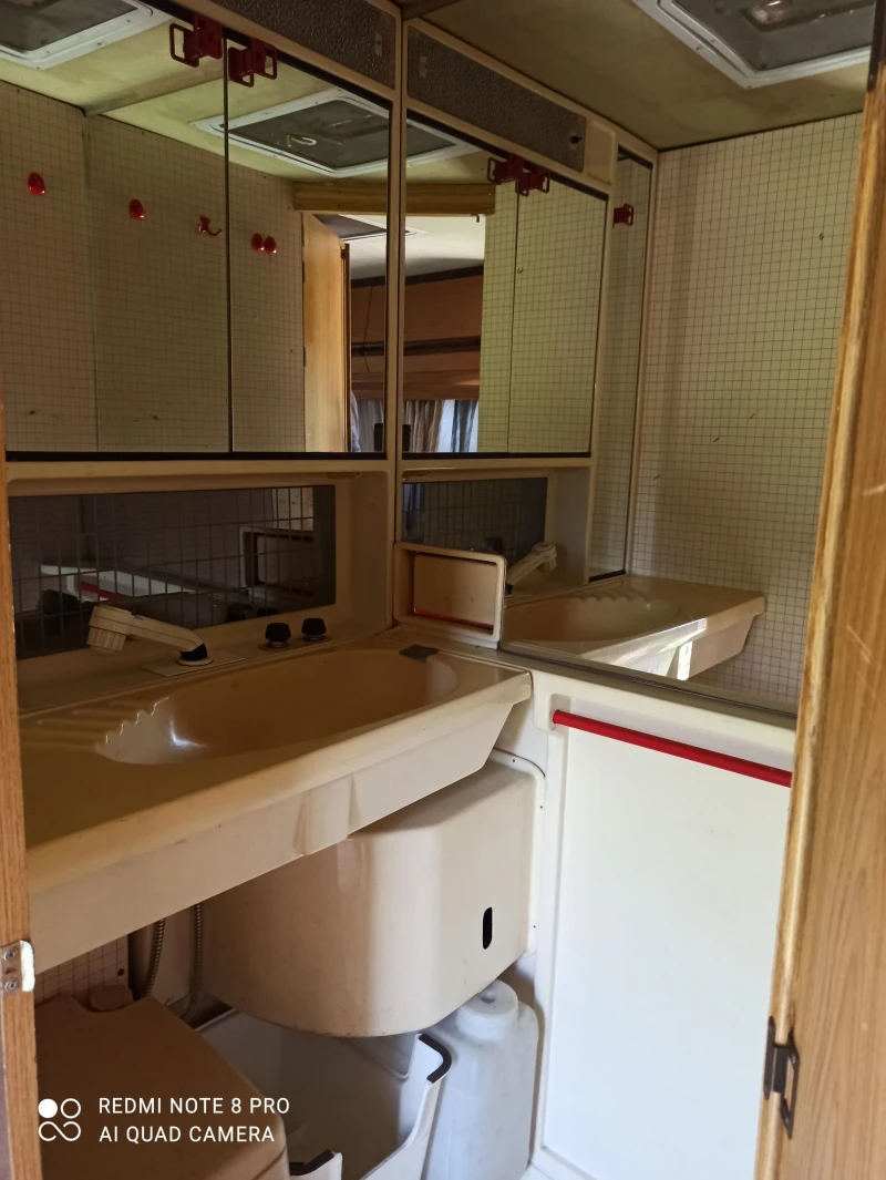 Кемпер Dethleffs Фиат Дукато 2.5 Dethleffs, снимка 17 - Каравани и кемпери - 52381685