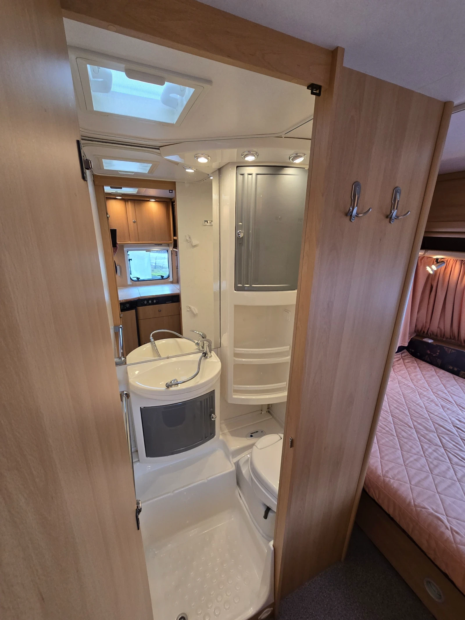 Каравана Dethleffs  - изображение 8