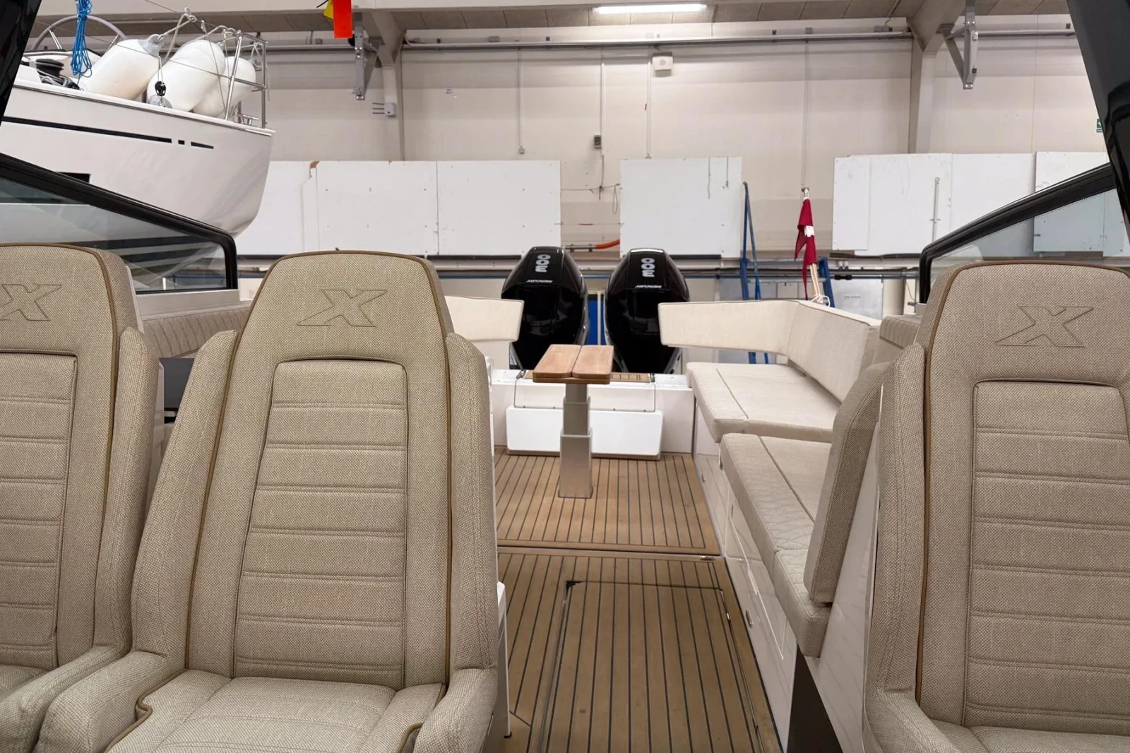 ������� ���� ��������� ������������ X-Yachts X-Power 33C | Mobile.bg � ����������� 8
