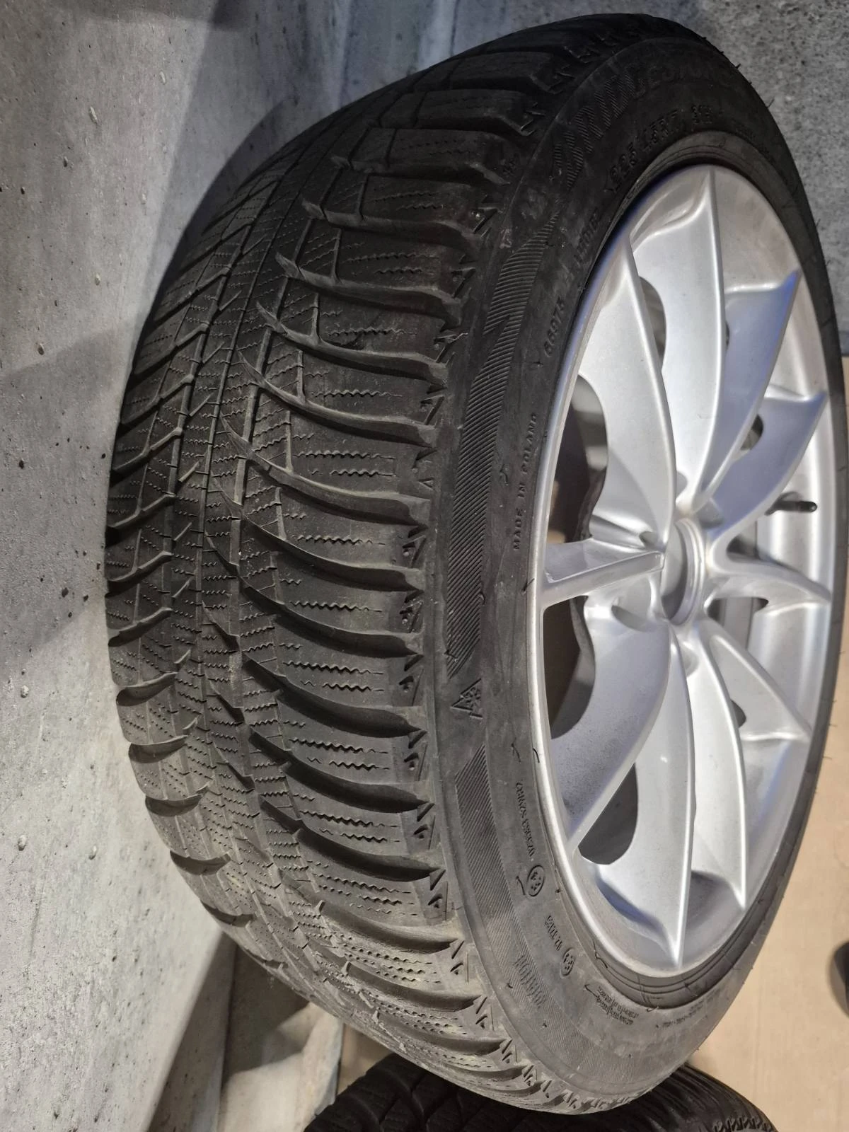 ���� � ������ 225/45R17 �� BMW | Mobile.bg � ����������� 7
