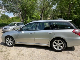 Subaru Legacy Комби, снимка 12
