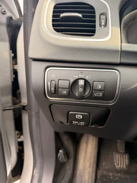 Volvo V60 2.0d D4 D4204T5, снимка 14