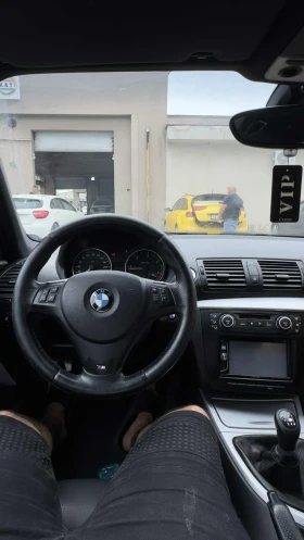 Обява за продажба на BMW 118 M-SPORT с сменени вериги! ~9 500 лв. - изображение 3