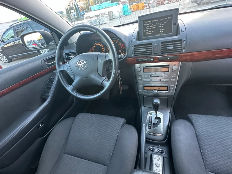 Toyota Avensis 2.0, снимка 15 - Автомобили и джипове - 47601434