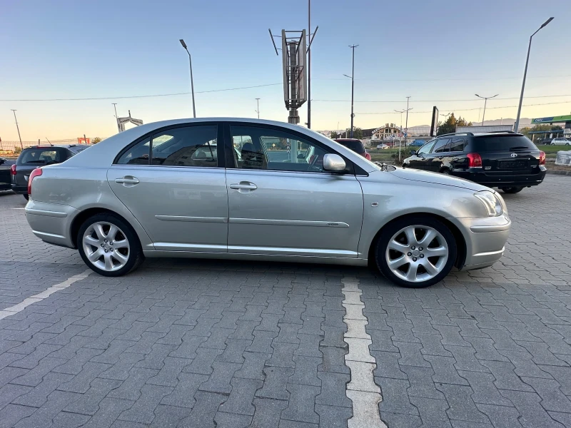 Toyota Avensis 2.0, снимка 3 - Автомобили и джипове - 47601434