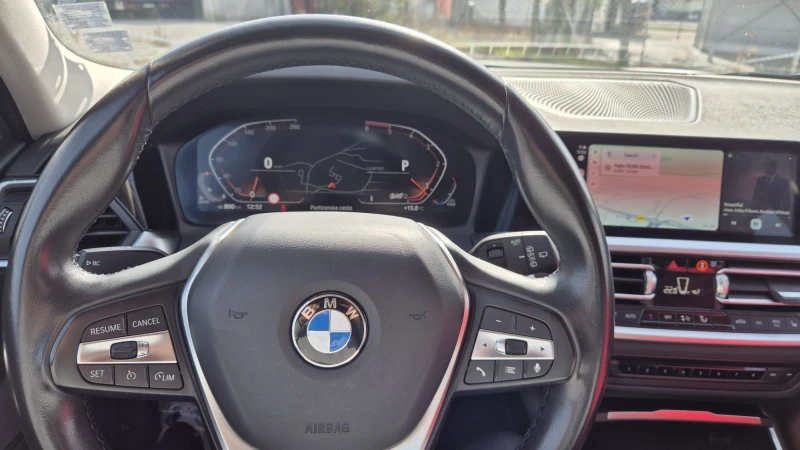 BMW 320 HARMAN/360/PANORAMA/HEAD-UP, снимка 14 - Автомобили и джипове - 47635334