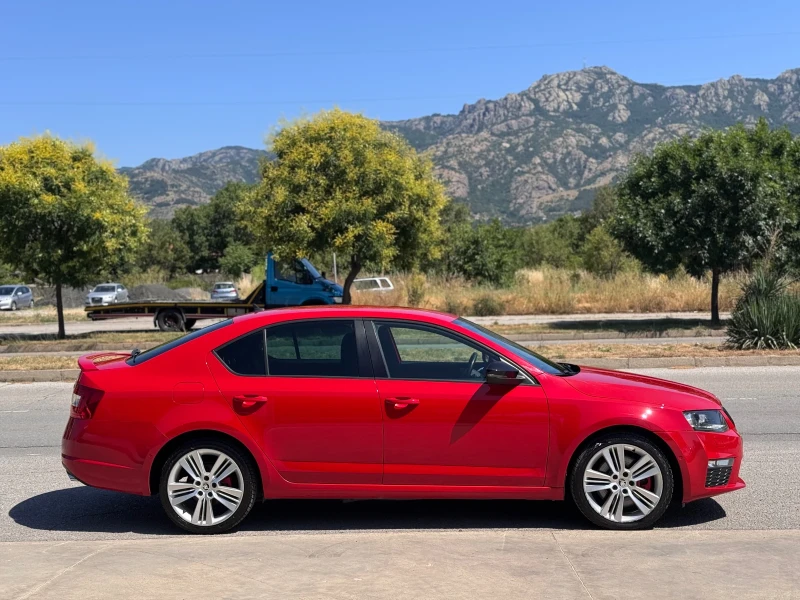 Skoda Octavia VRS 2.0TDI DSG 184ps * Carbon* Canton* ПЕРФЕКТЕН* , снимка 6 - Автомобили и джипове - 48891279