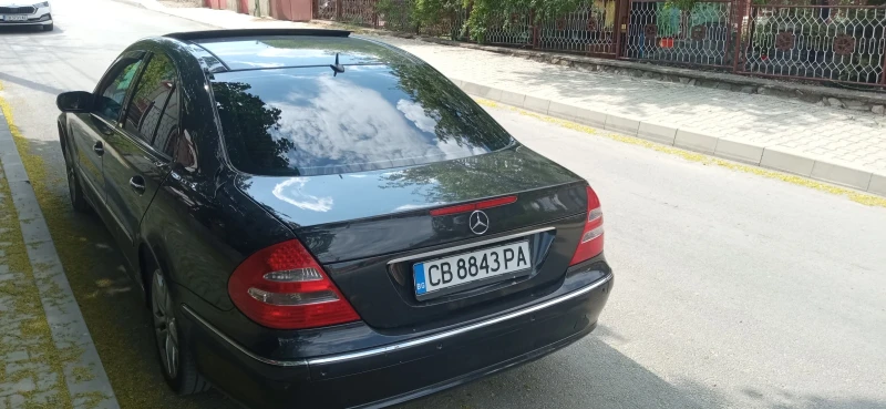 Mercedes-Benz E 350, снимка 8 - Автомобили и джипове - 51661267