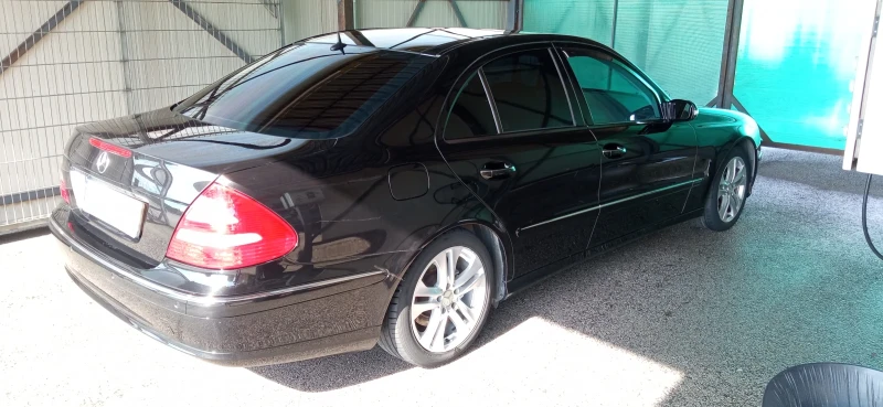 Mercedes-Benz E 350, снимка 4 - Автомобили и джипове - 51661267