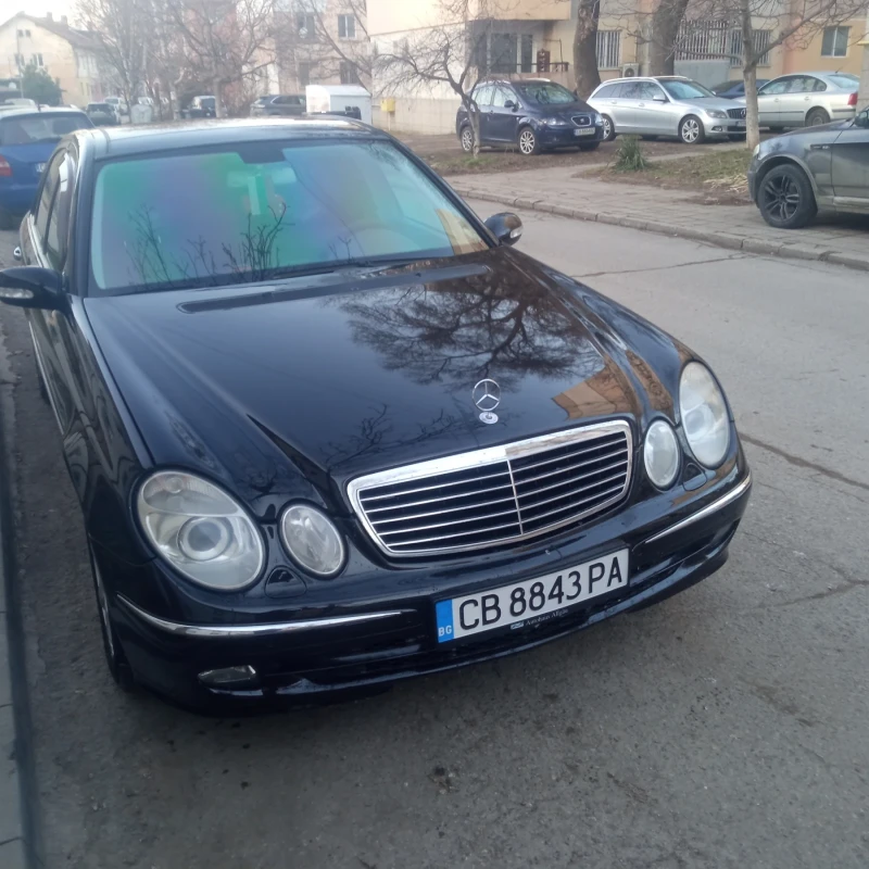 Mercedes-Benz E 350, снимка 15 - Автомобили и джипове - 51661267