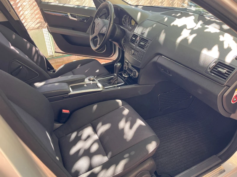 Mercedes-Benz C 180 180 Compressor, снимка 16 - Автомобили и джипове - 52598768