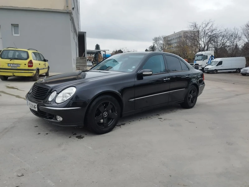 Mercedes-Benz E 320 Avantgarde 3.2 204hp, снимка 5 - Автомобили и джипове - 52896169