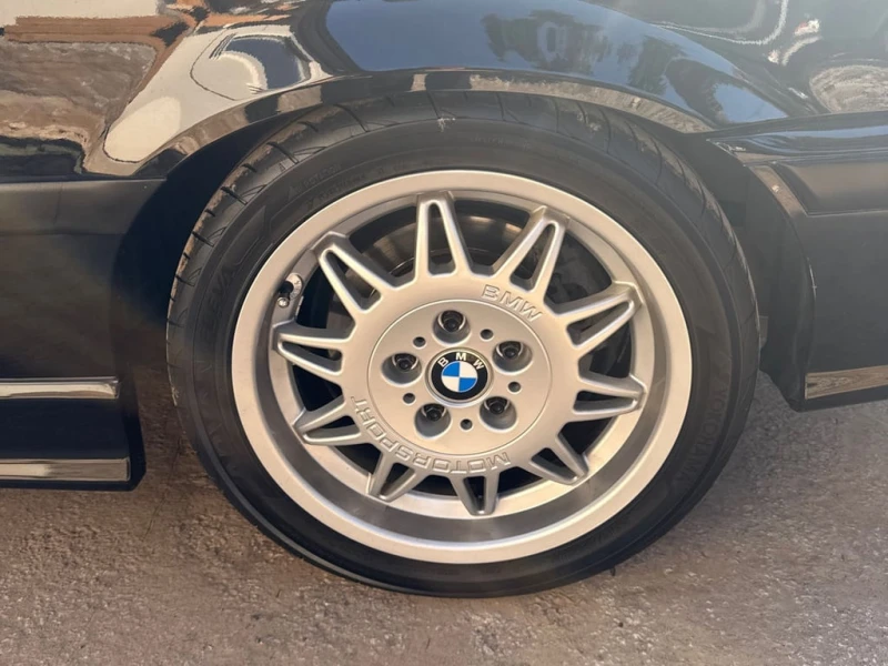 BMW M3 * e36 * CARFAX * БЕЗ ПЪРВОНАЧАЛНА ВНОСКА, снимка 16 - Автомобили и джипове - 53302034