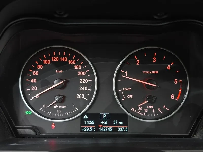 BMW 118 1.8d, снимка 8 - Автомобили и джипове - 55348224