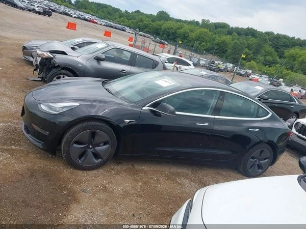 Tesla Model 3 LONG RANGE/MID RANGE, снимка 5 - Автомобили и джипове - 56116073
