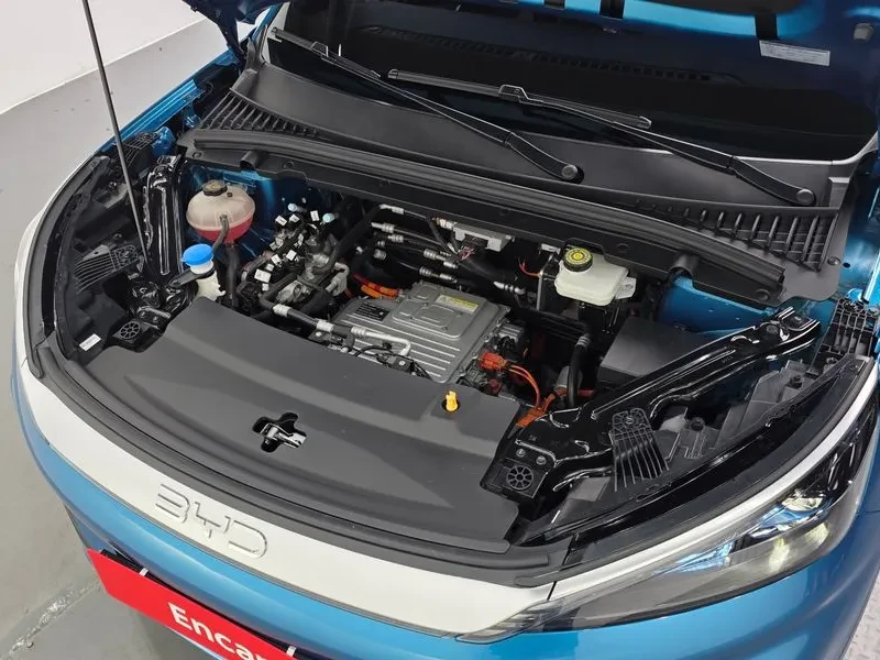 BYD Atto3, снимка 6 - Автомобили и джипове - 56223427