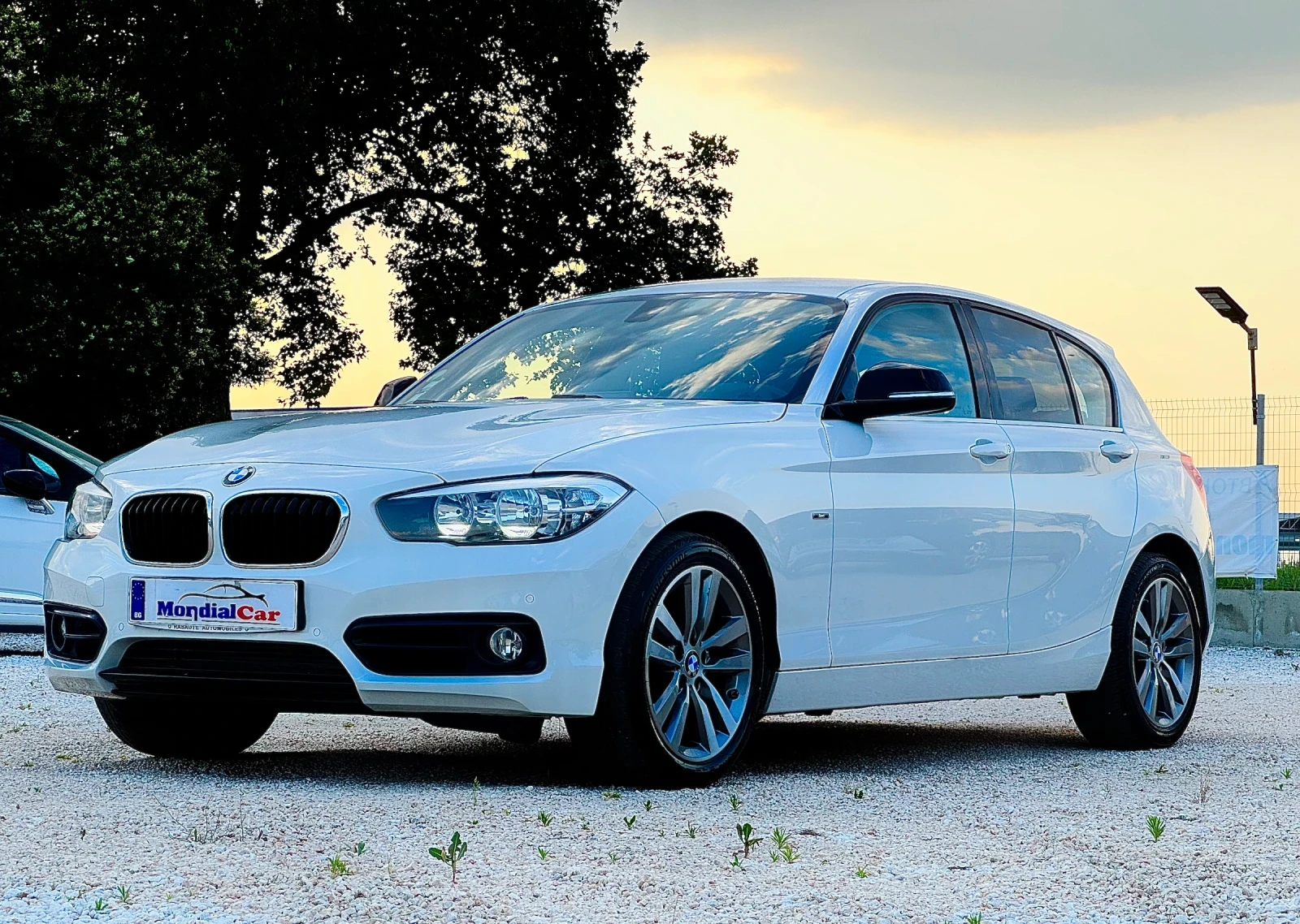 BMW 118 118 2.0d 150kc Sport Edition Facelift - изображение 2