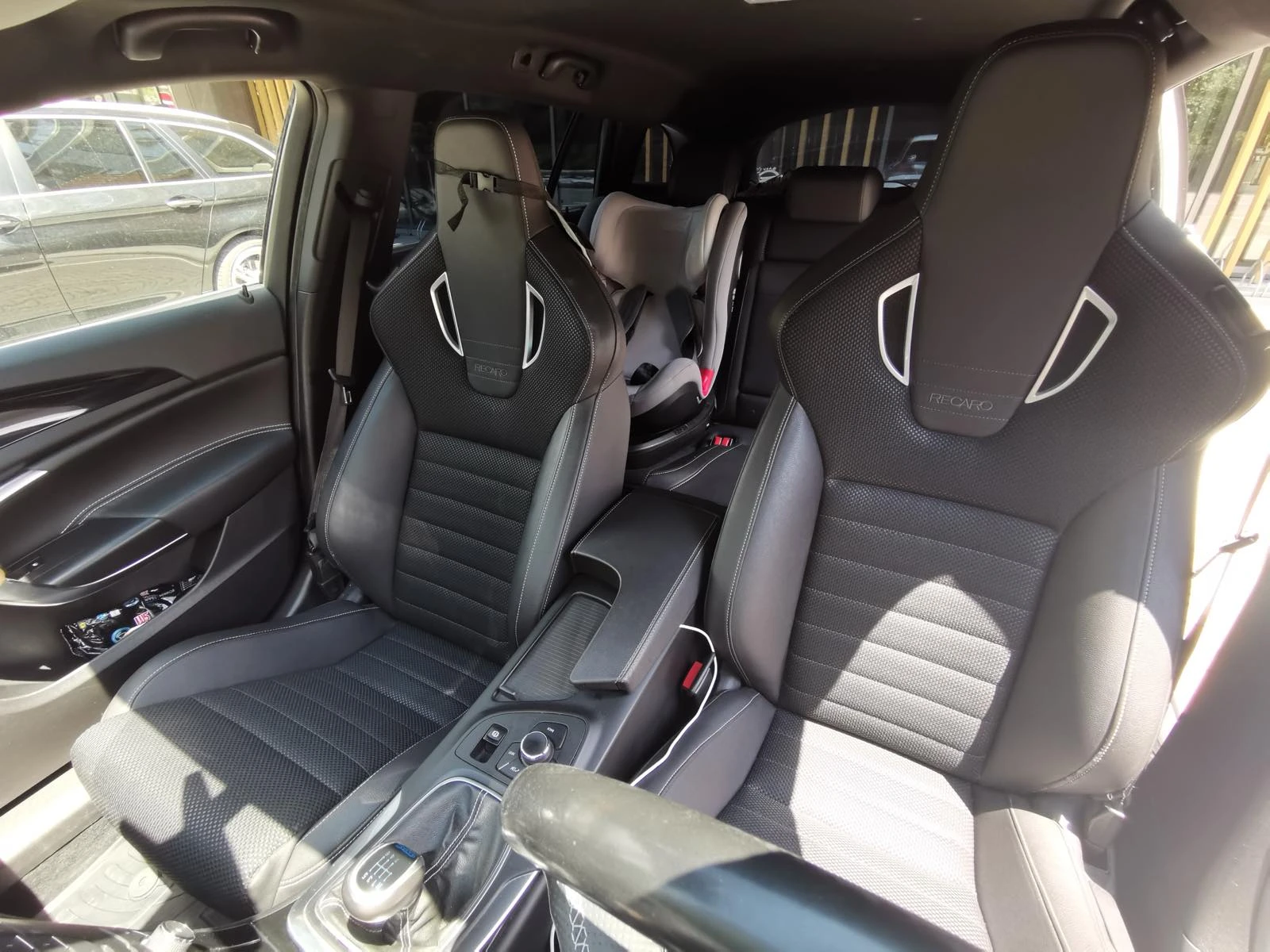 Opel Insignia OPC - изображение 7