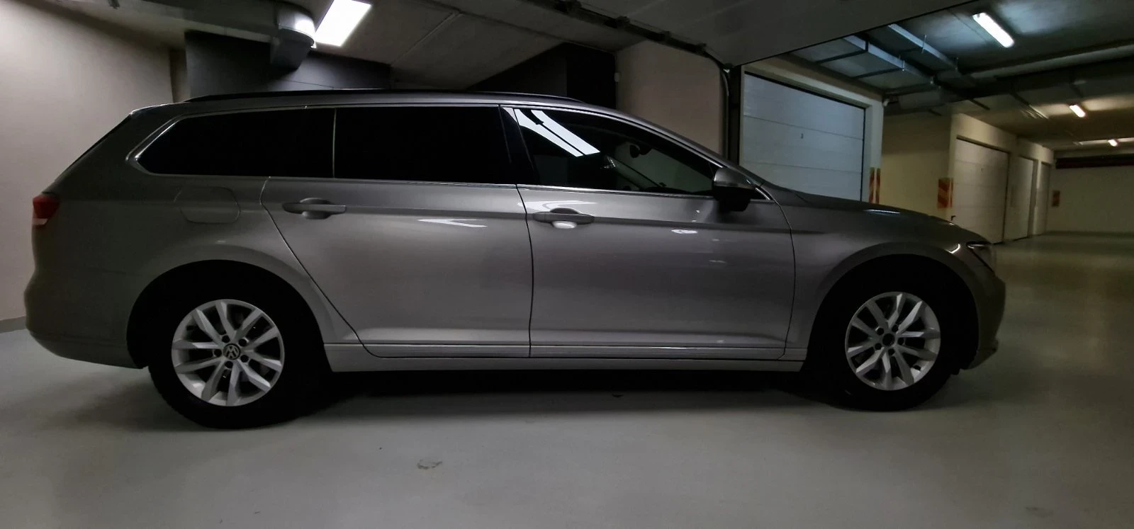 VW Passat 2.0TDI DSG* Дистроник* Подгрев* Темпомат* Парктрон - изображение 4