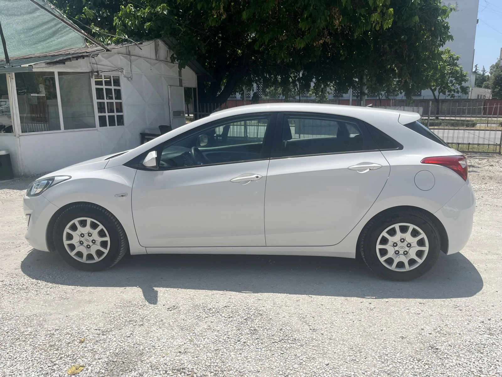 Hyundai I30 1.4 - Дизел - изображение 3