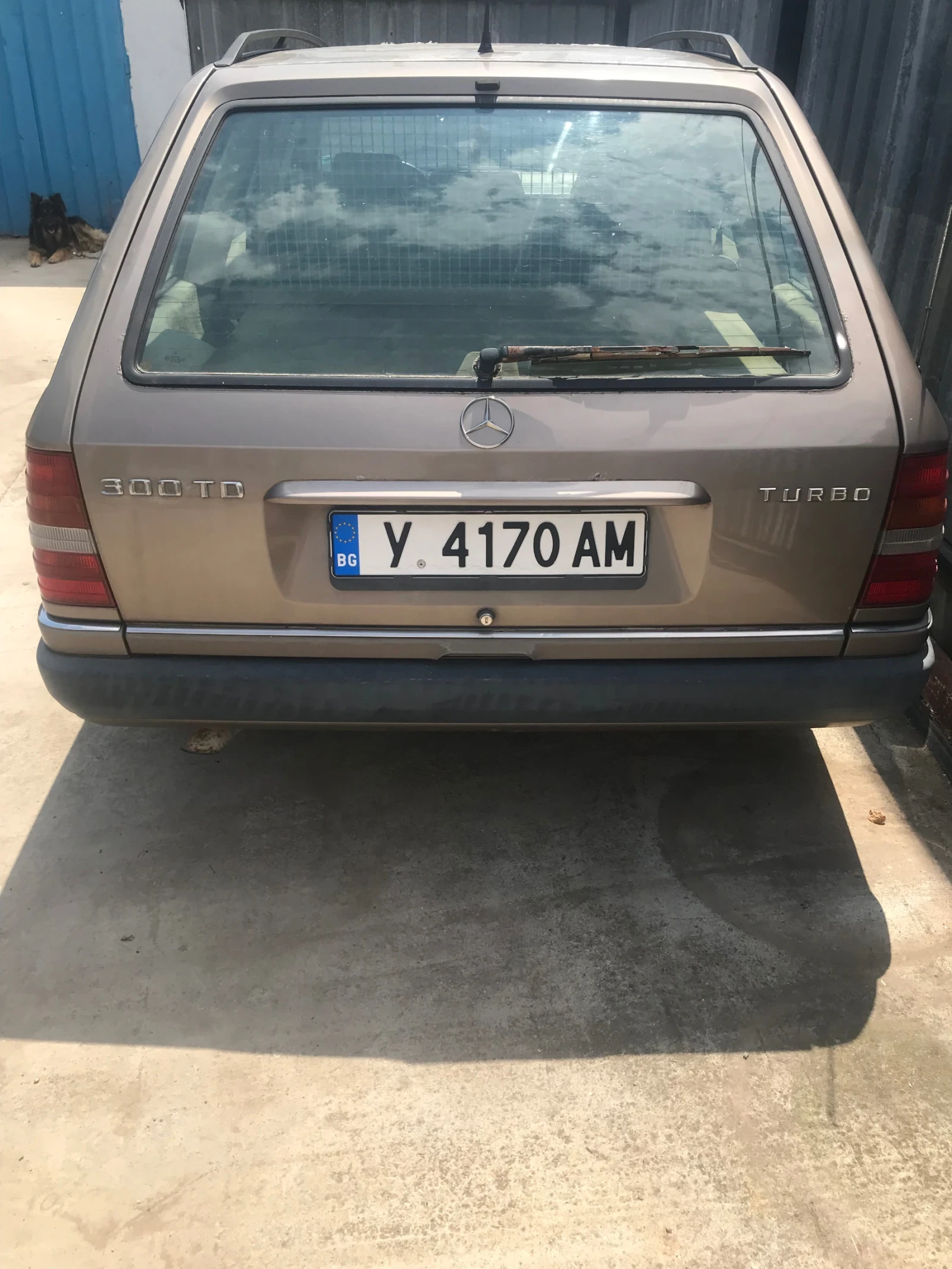 Mercedes-Benz 300  - изображение 3