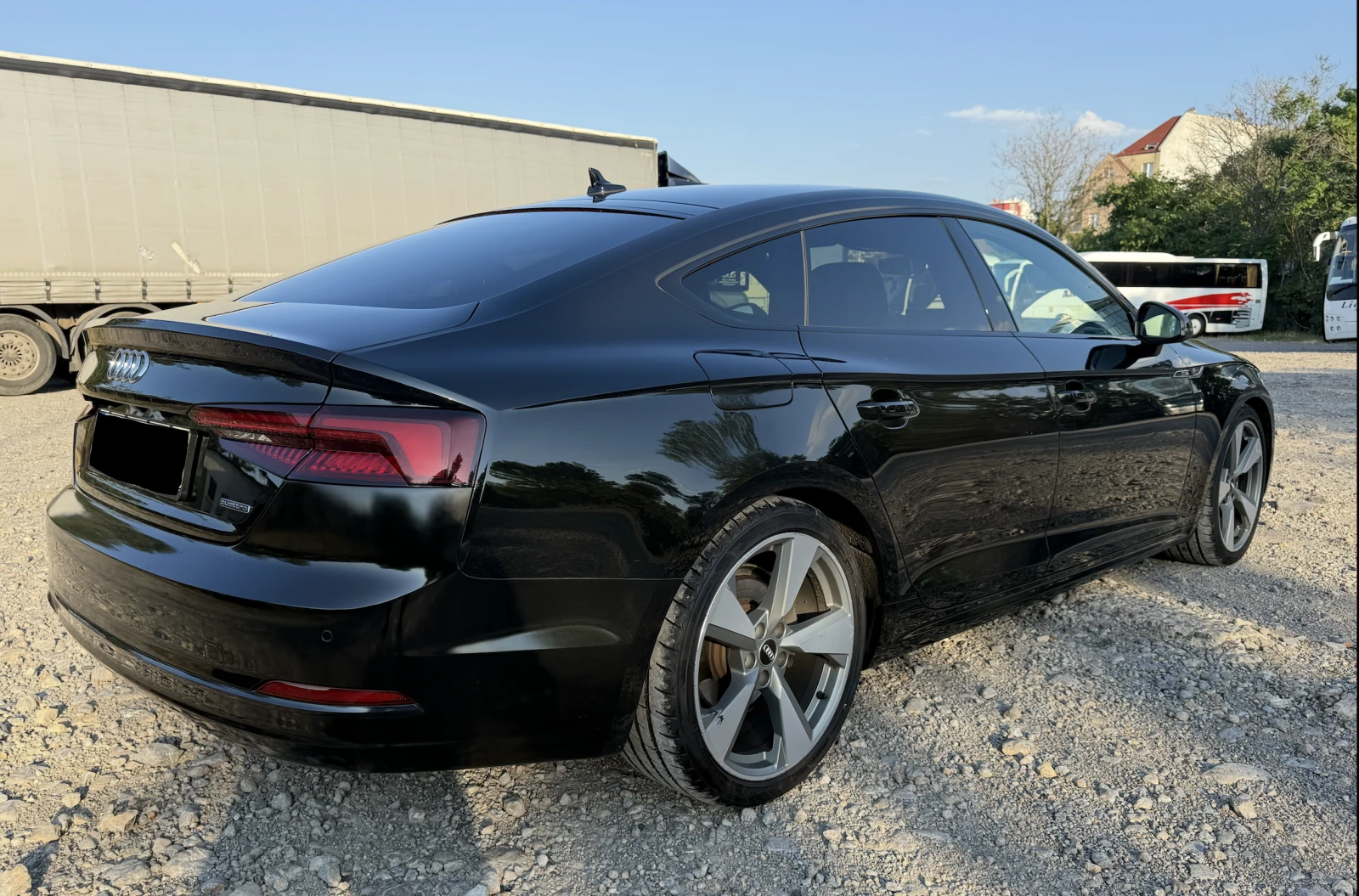 Audi A5 2.0TDI Quattro - изображение 3