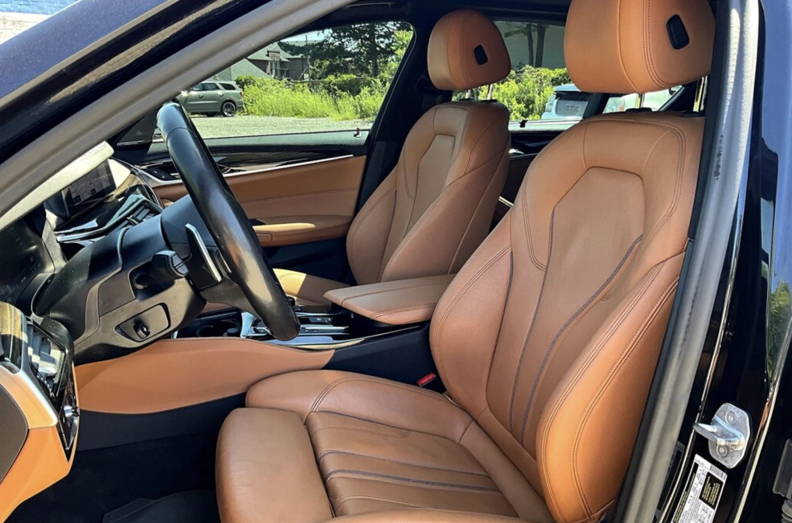 BMW 540 2020 BMW 5 Series 540iX - изображение 6