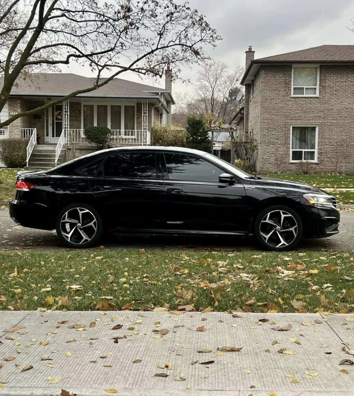 VW Passat * * R LINE ПАКЕТ* * CARFAX* * АВТОКРЕДИТ* *  - изображение 9