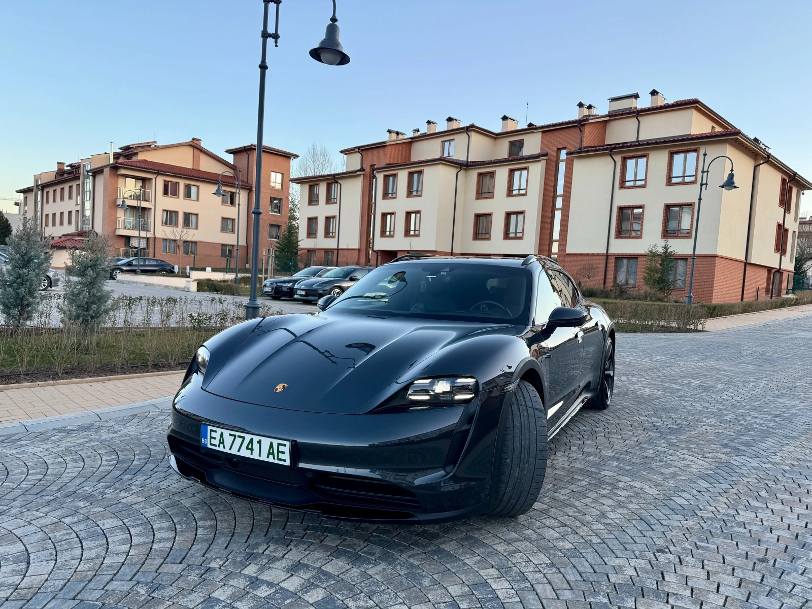 Porsche Taycan Taycan 4 Cross Turismo, снимка 3 - Автомобили и джипове - 53856673