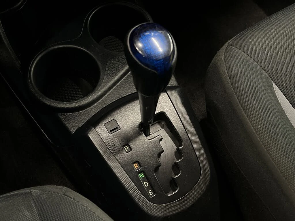 Toyota Prius C* АвтоКредит* (ЦЕНА ДО БГ), снимка 14 - Автомобили и джипове - 54068677