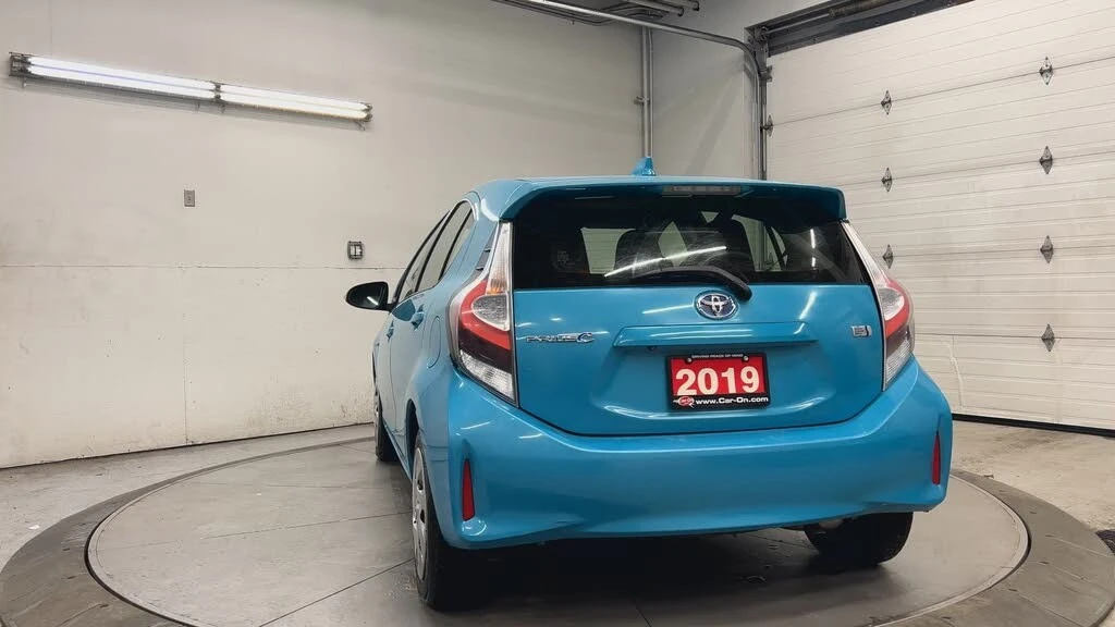 Toyota Prius C* АвтоКредит* (ЦЕНА ДО БГ), снимка 8 - Автомобили и джипове - 54068677