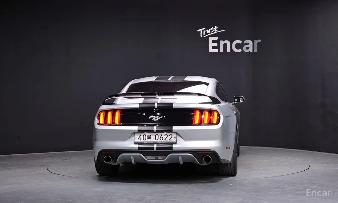 Ford Mustang 2.3* ECO* BOOST* GT* PACK* КОЖА* LANE* ASSIST* , снимка 4 - Автомобили и джипове - 54255878