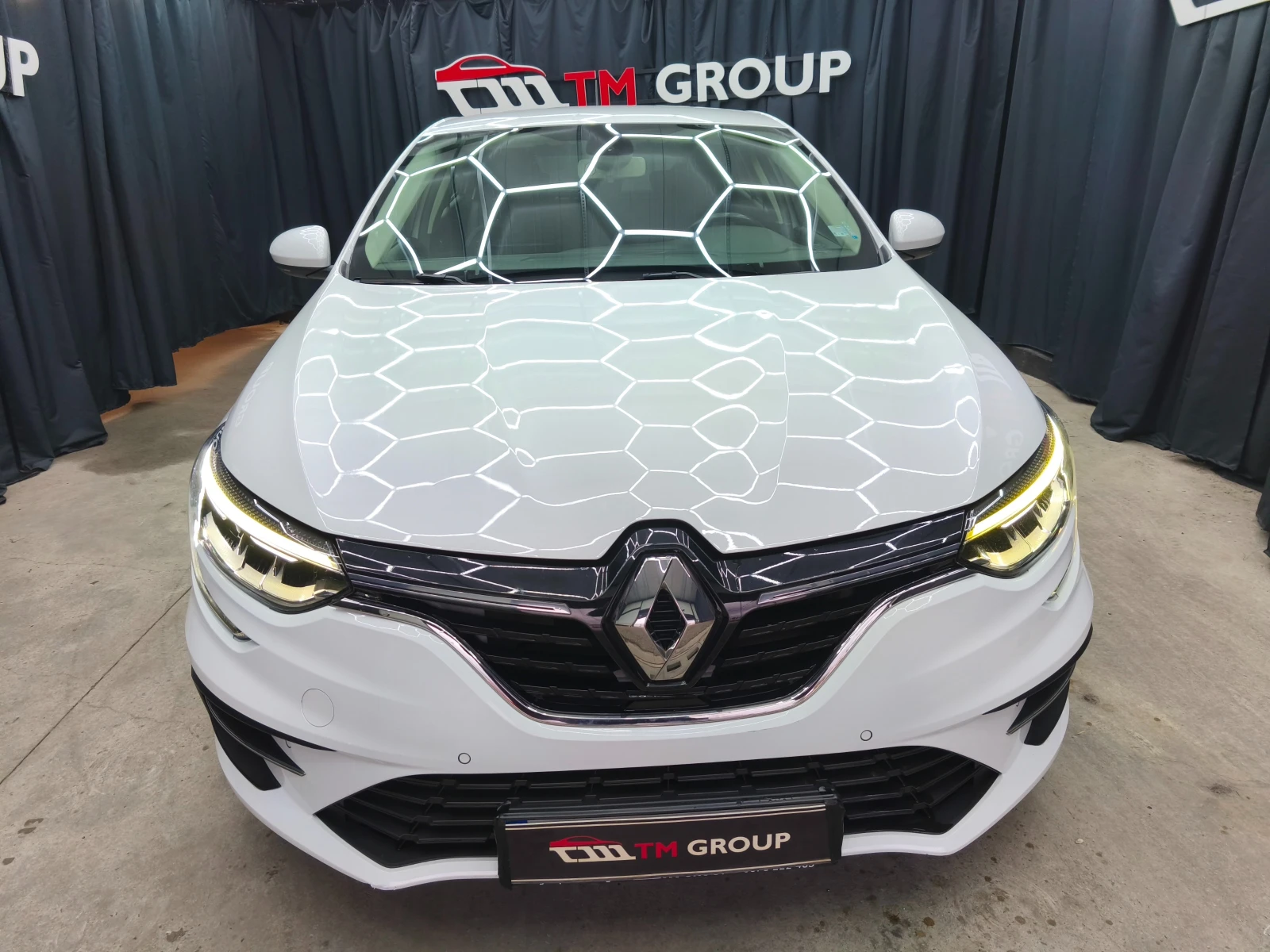 Renault Megane 1.5dci 95k.c 6c.k Euro6D, снимка 2 - Автомобили и джипове - 54290325