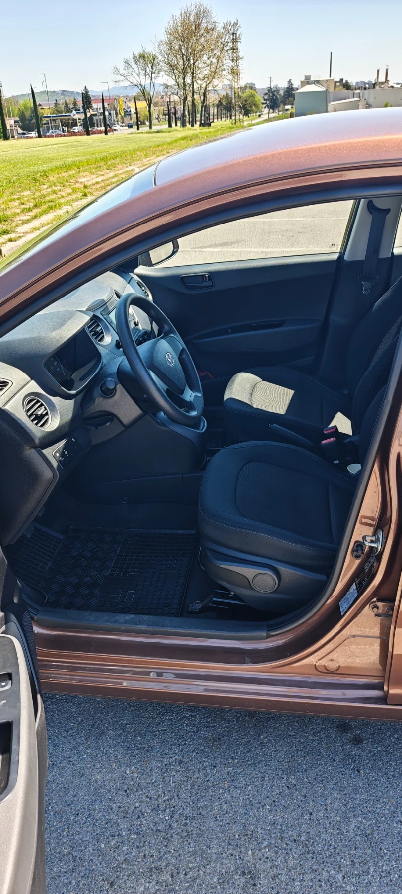 Hyundai I10, снимка 9 - Автомобили и джипове - 54318747