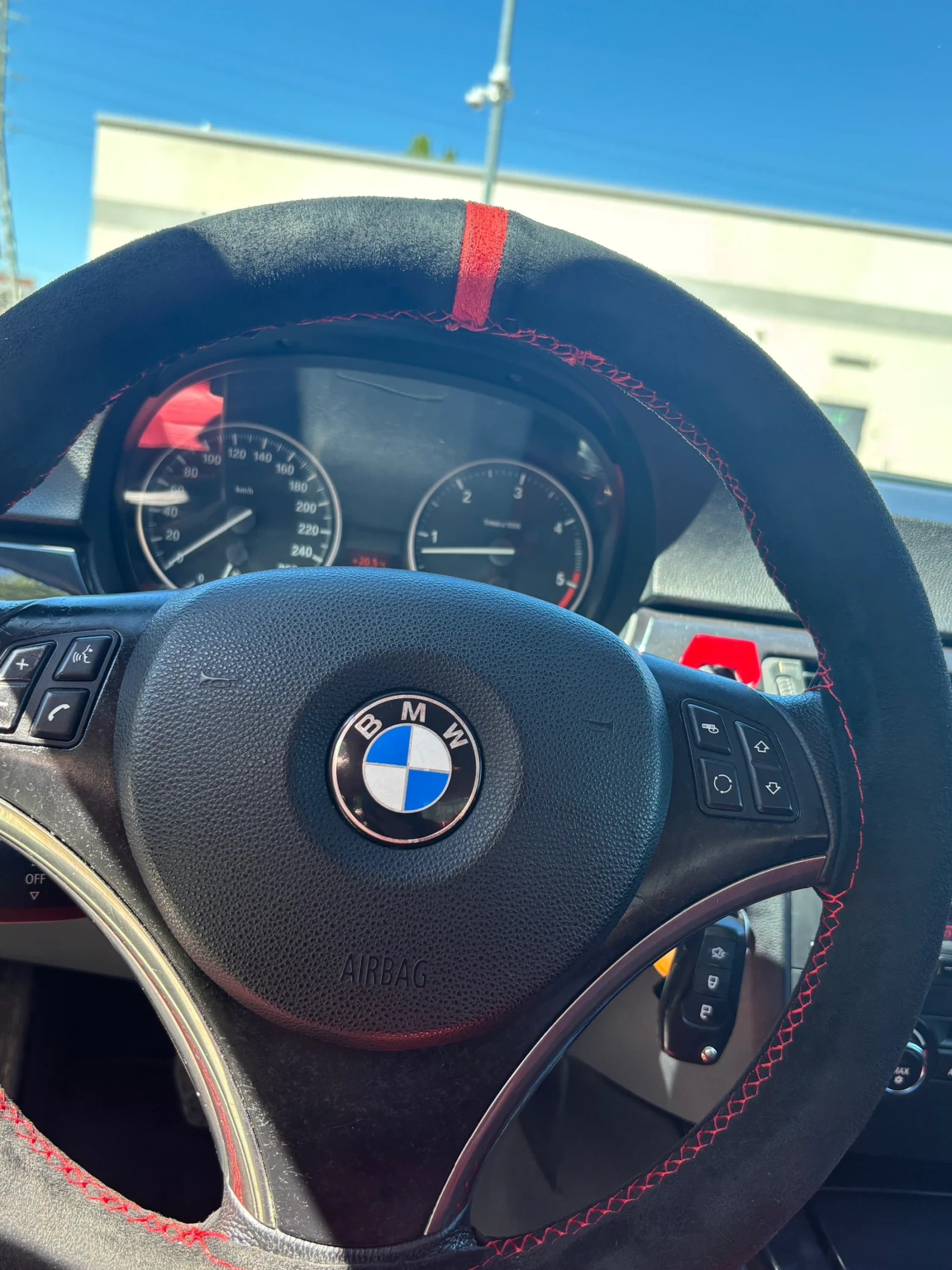 BMW 320 2.0, снимка 8 - Автомобили и джипове - 54327864