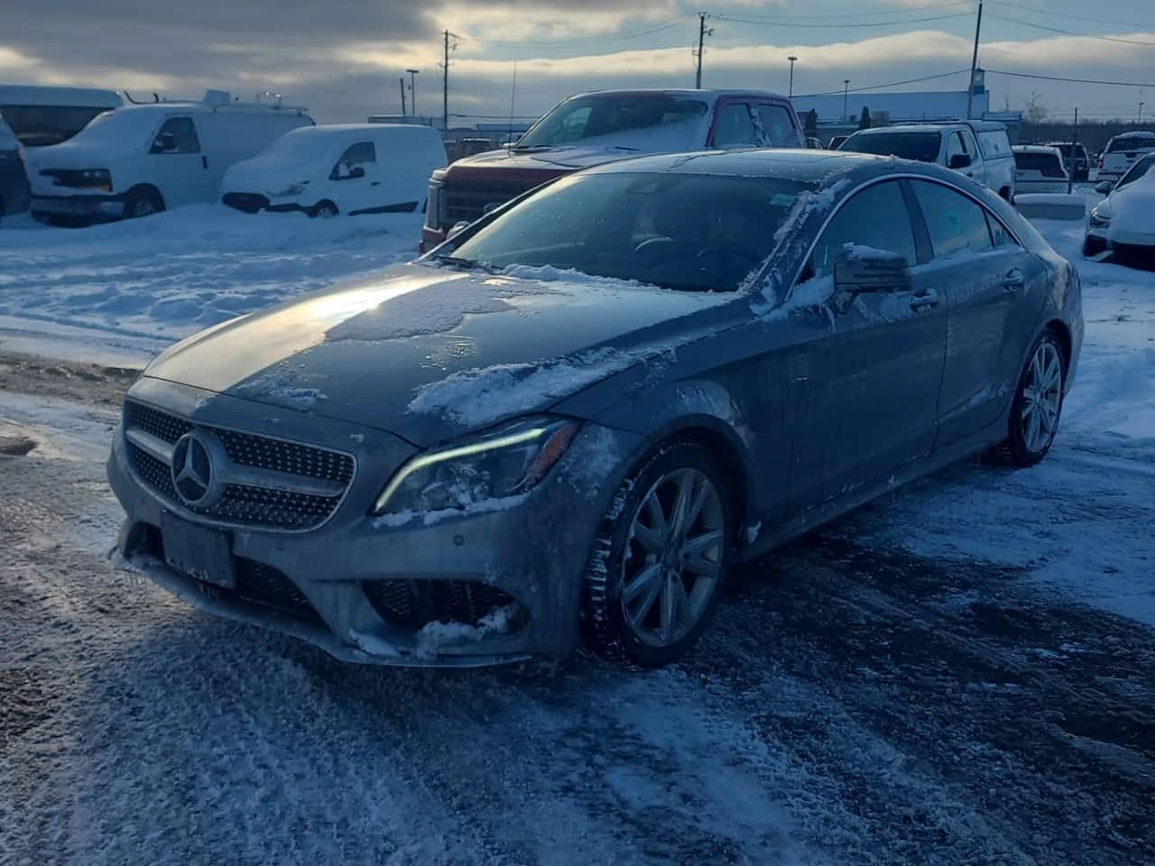 Mercedes-Benz CLS 400 PANO| 360CAM| ДВА КЛЮЧА| ДВА ЧИФТА ГУМИ С ДЖАНТИ| 