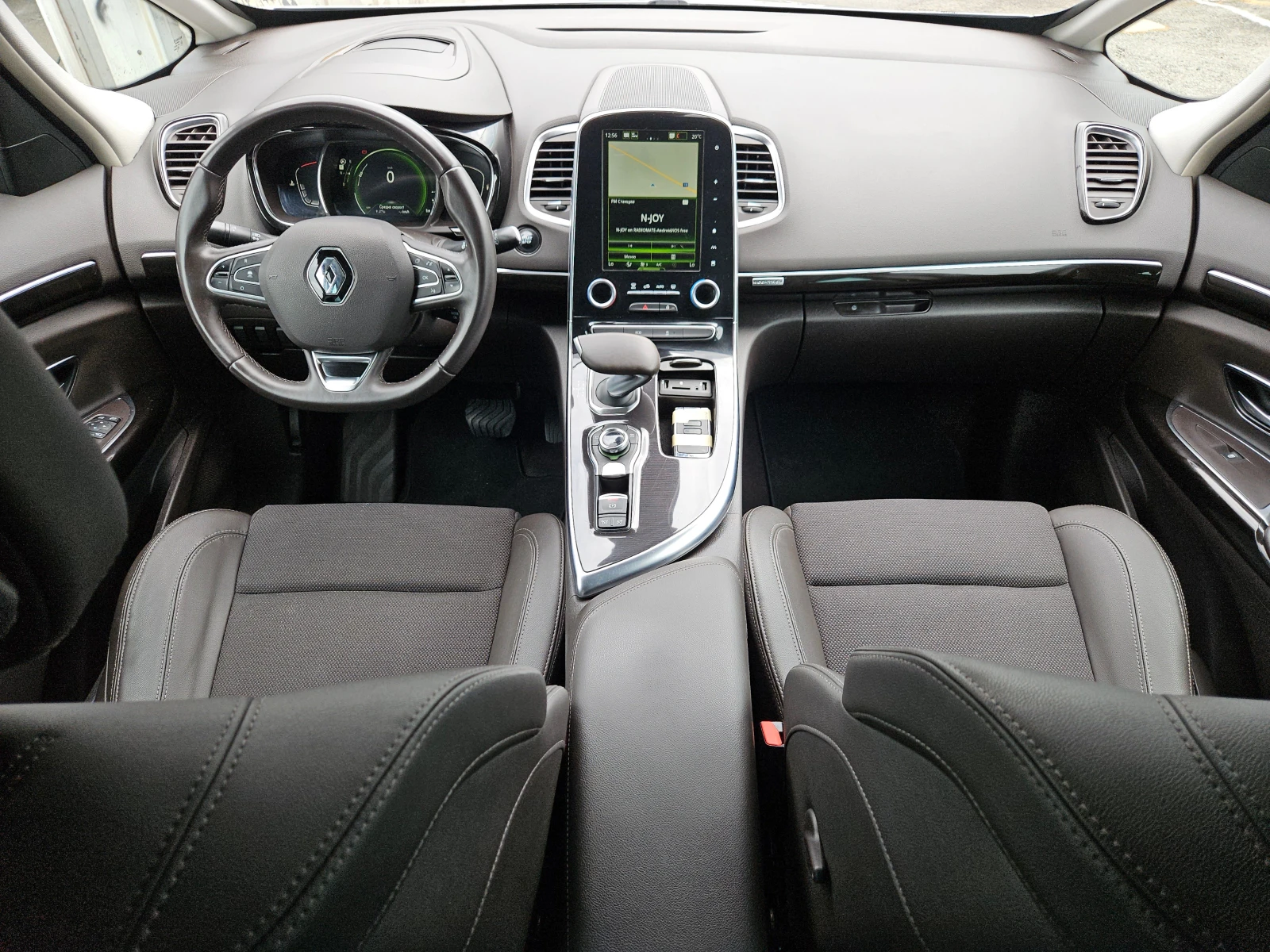 Renault Espace INITIALE/1.6DCI/4 CONTROL/7м/LED/NAVI/МАСАЖ/БЛУТУТ, снимка 10 - Автомобили и джипове - 54651593