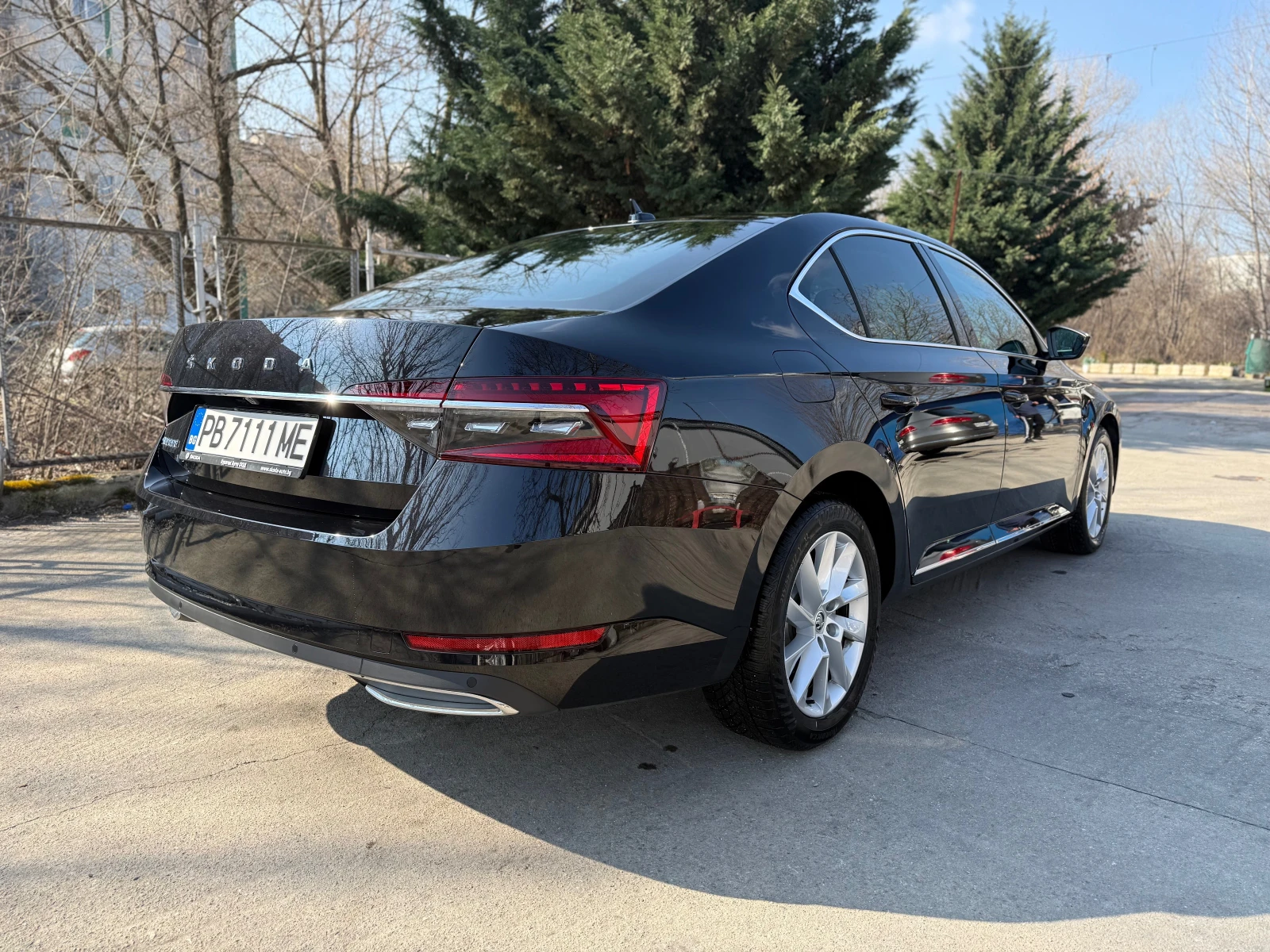 Skoda Superb, снимка 6 - Автомобили и джипове - 54731172