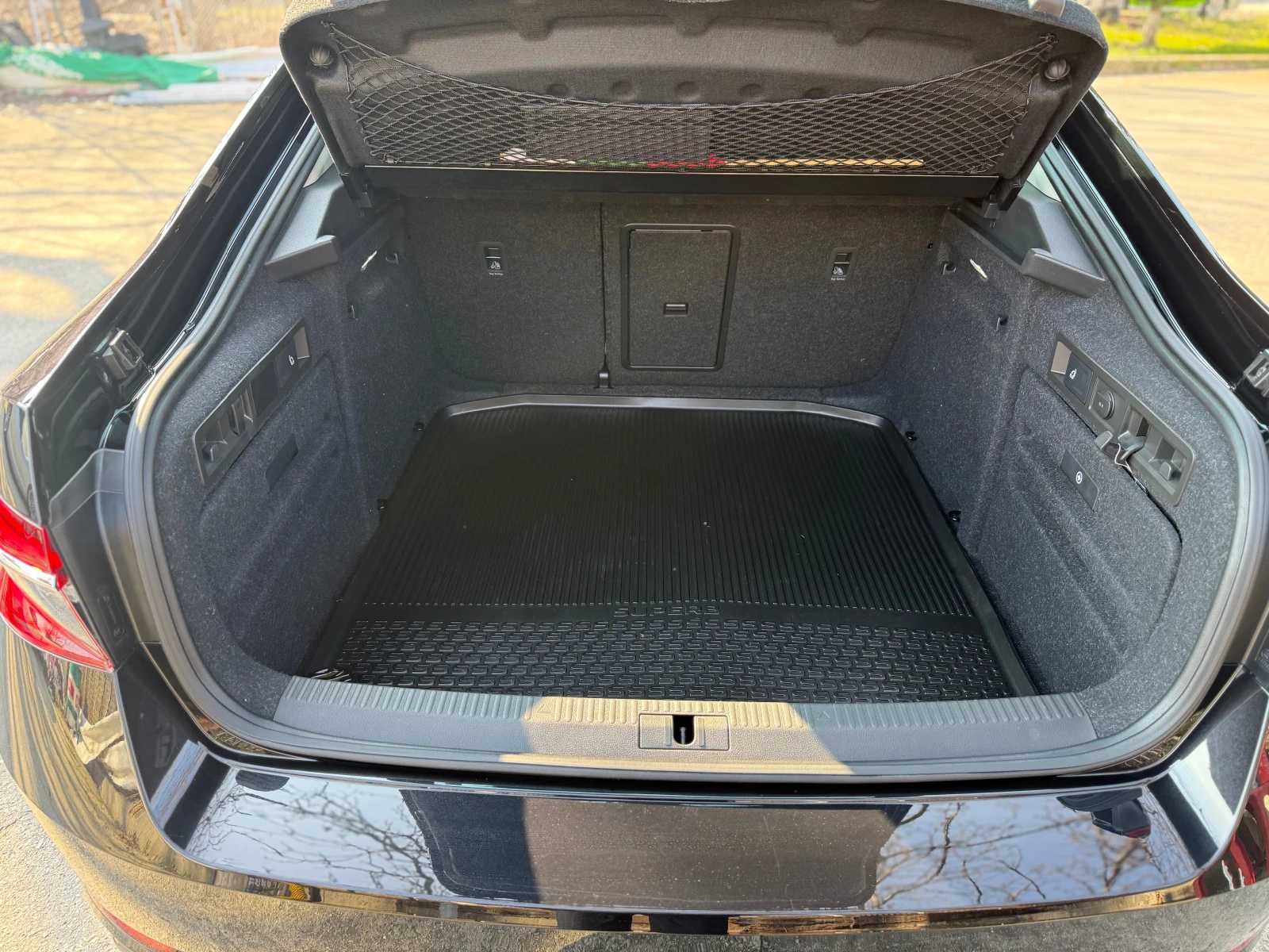Skoda Superb, снимка 11 - Автомобили и джипове - 54731172