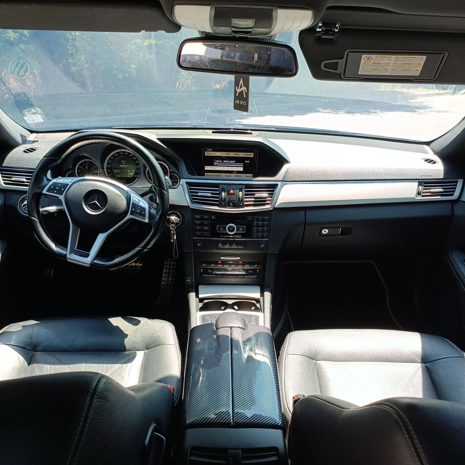 Mercedes-Benz E 500 AMG pack, снимка 7 - Автомобили и джипове - 55118477