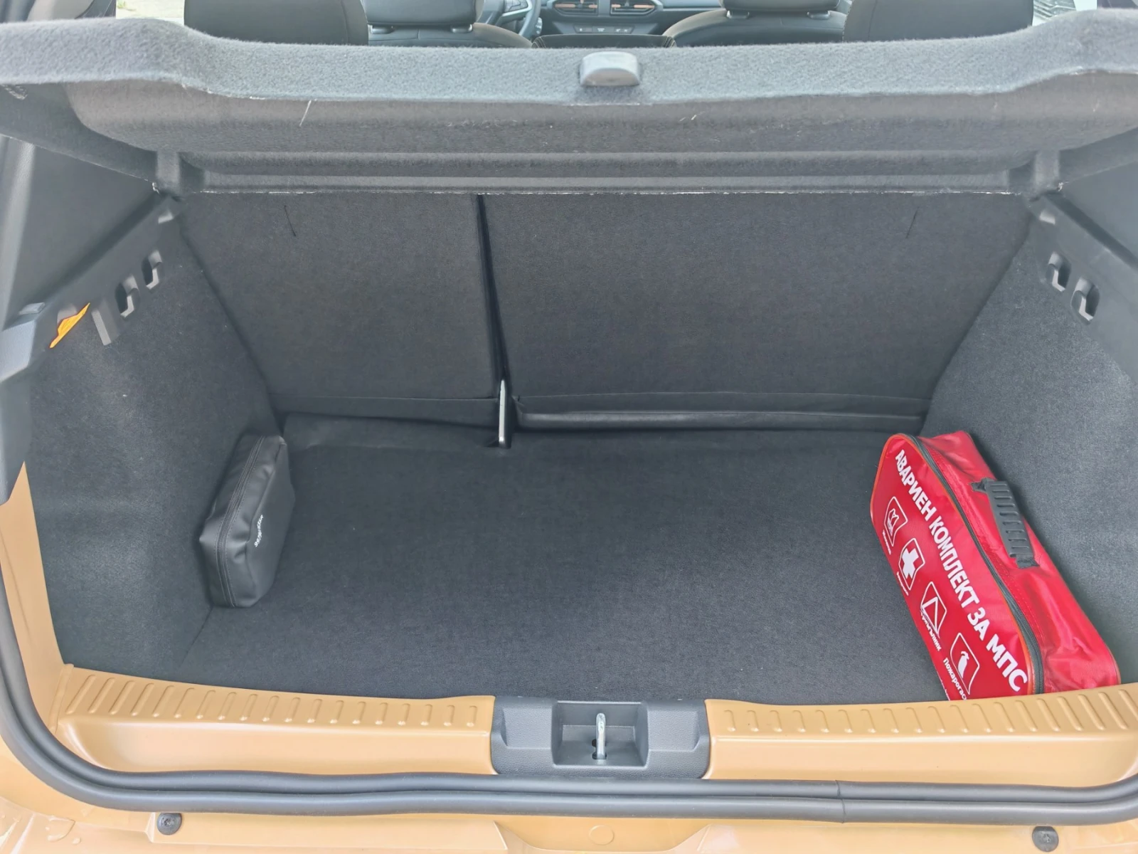 Dacia Sandero Stepway, 1790E за получаване, 1.2TCE ГАЗ - Автомат, снимка 7 - Автомобили и джипове - 55216811