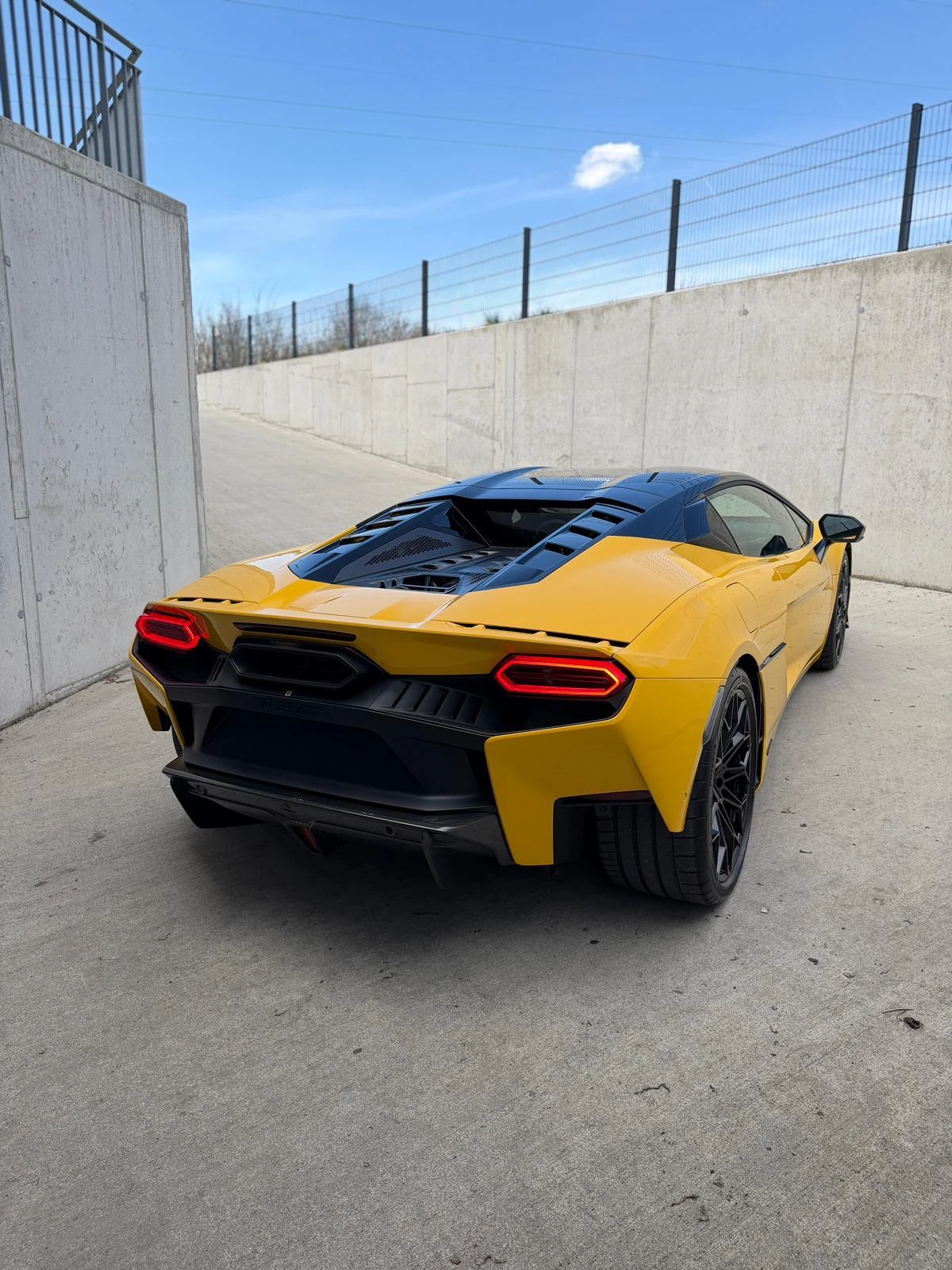 Lamborghini Temerario Carbon Lift, снимка 5 - Автомобили и джипове - 55256654