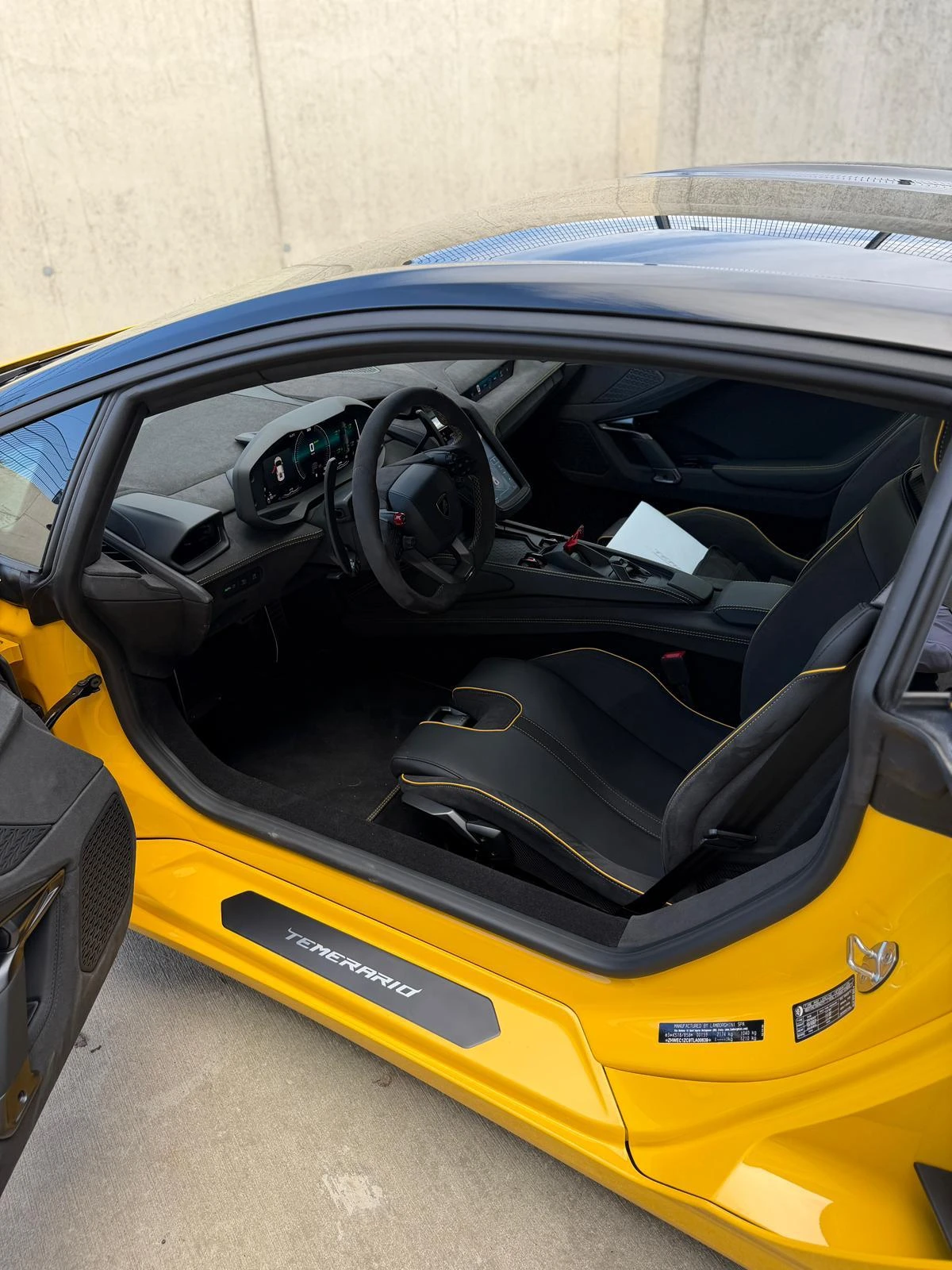 Lamborghini Temerario Carbon Lift, снимка 12 - Автомобили и джипове - 55256654