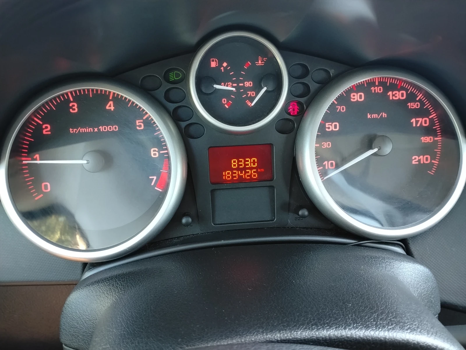 Peugeot 207 1.4 73к.с, снимка 10 - Автомобили и джипове - 55421494