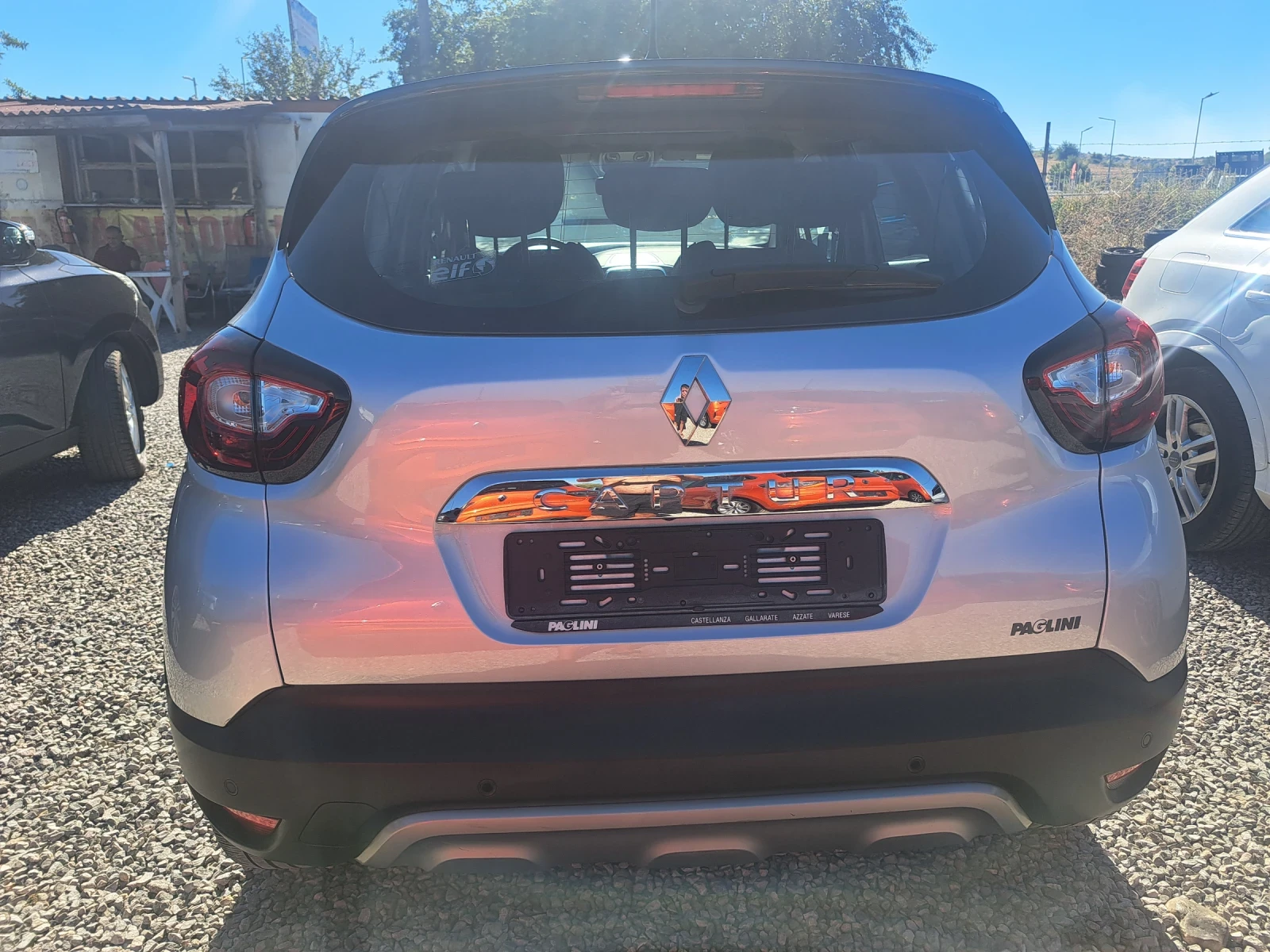 Renault Captur 900T EURO6, снимка 3 - Автомобили и джипове - 55990655