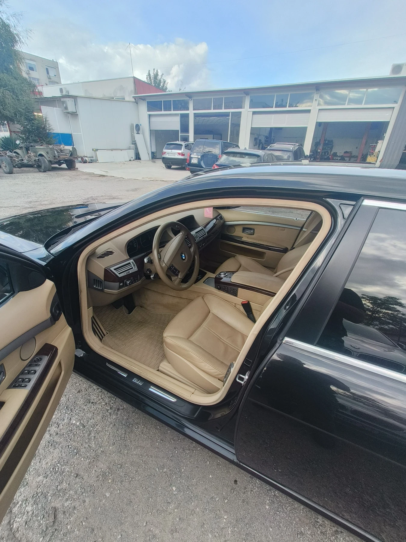 BMW 730, снимка 16 - Автомобили и джипове - 56148747