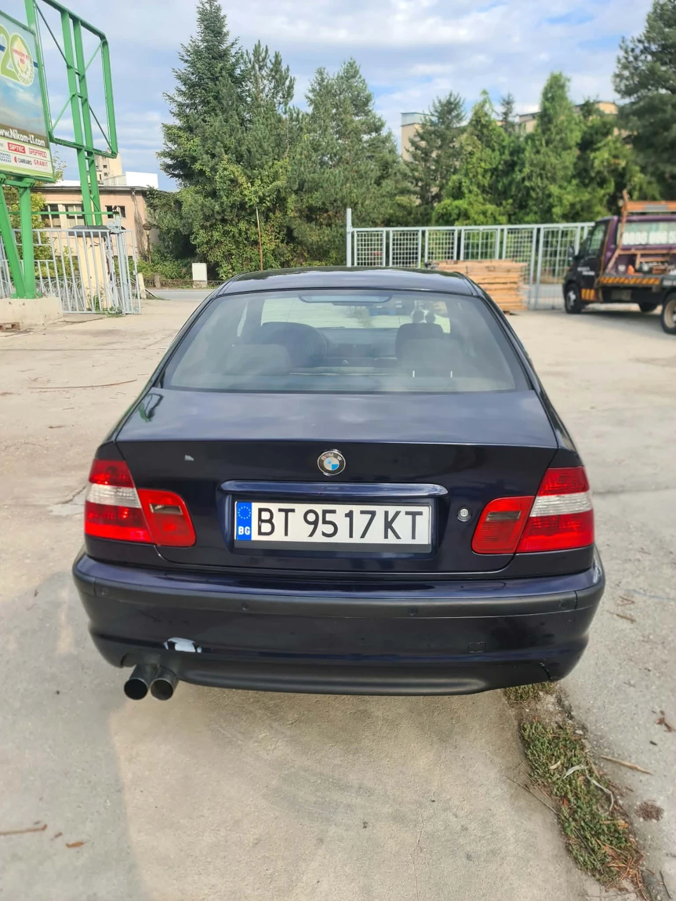 BMW 320, снимка 2 - Автомобили и джипове - 56574055